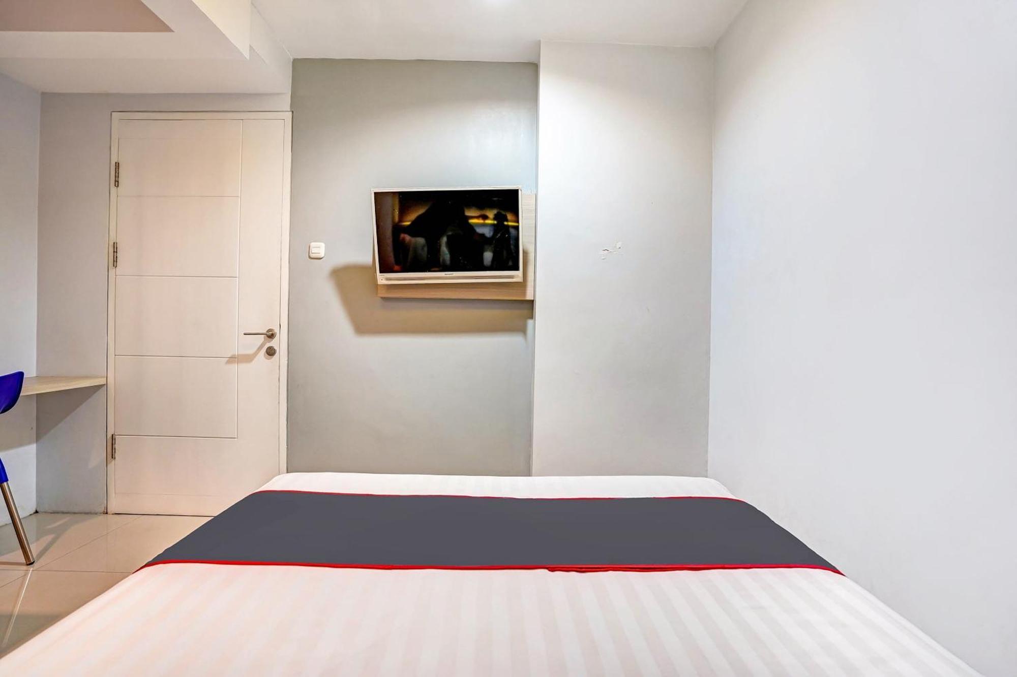 Capital O 90888 Bintang Diponggo Residence Surabaya Luaran gambar