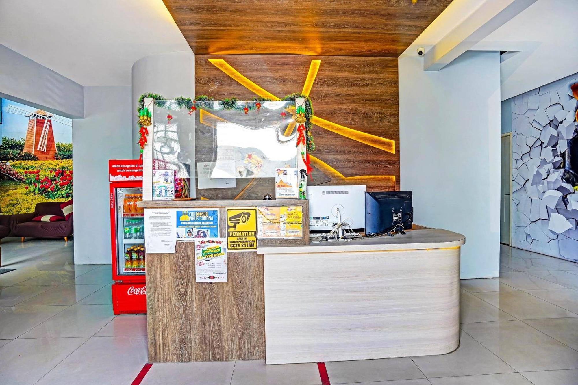 Capital O 90888 Bintang Diponggo Residence Surabaya Luaran gambar
