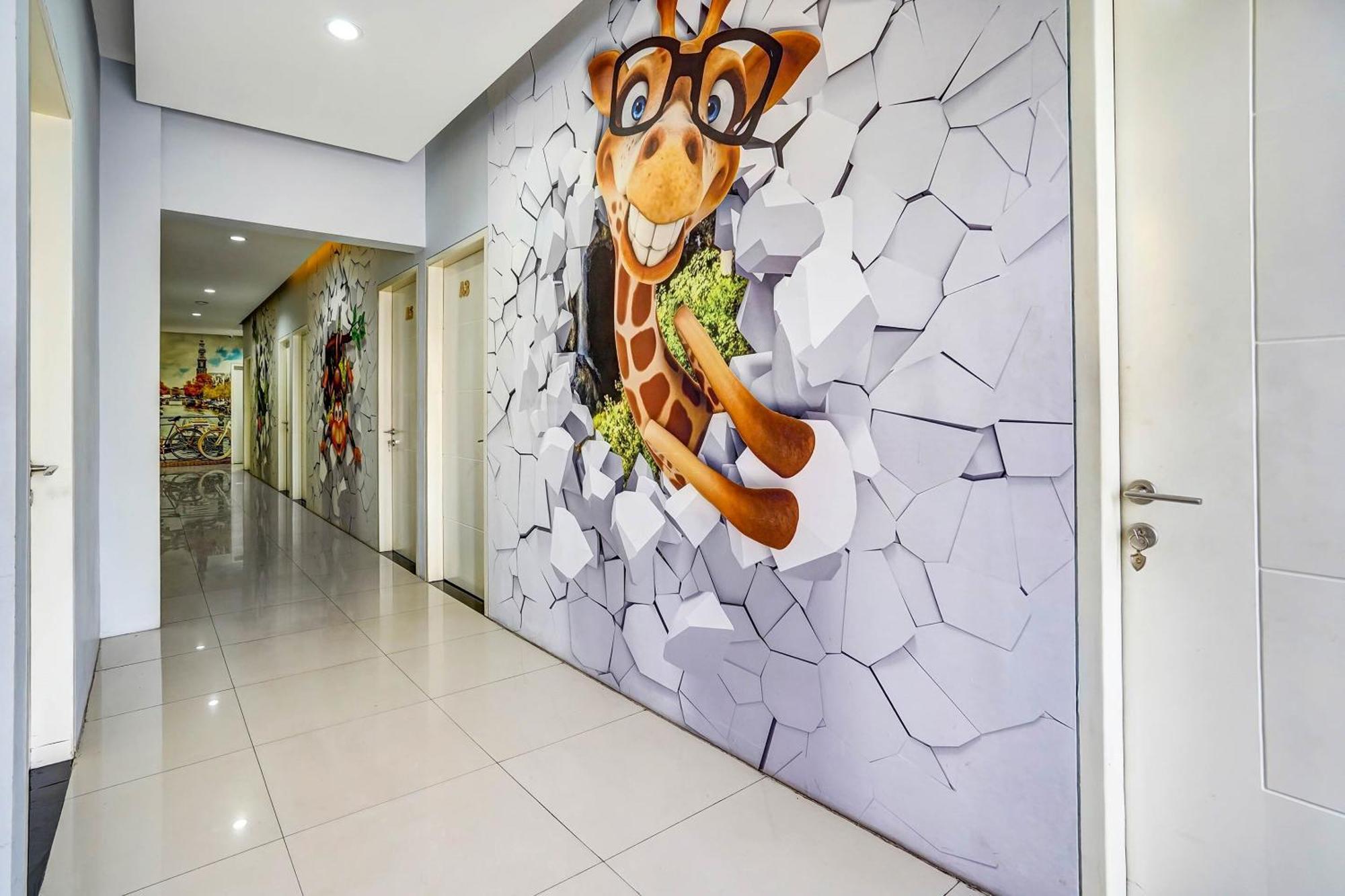 Capital O 90888 Bintang Diponggo Residence Surabaya Luaran gambar